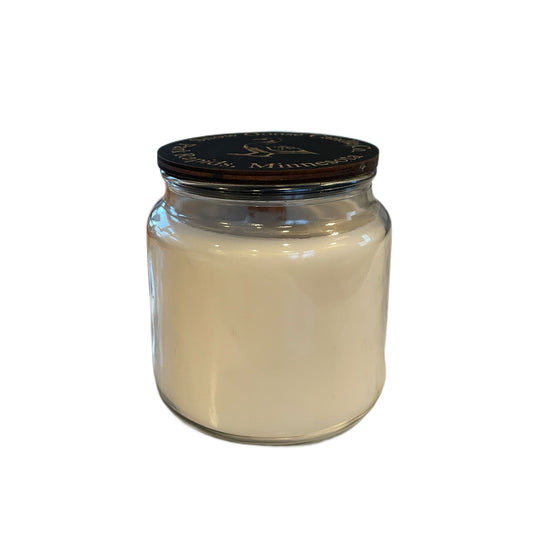 16 oz Contemporary Snow Goose Candle